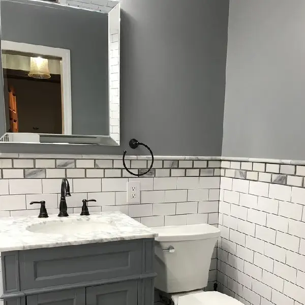 Warm gray bathroom